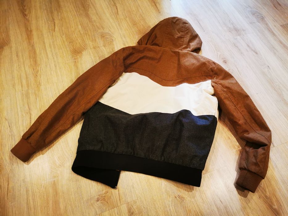 Młodzieżowa kurtka Cropp M