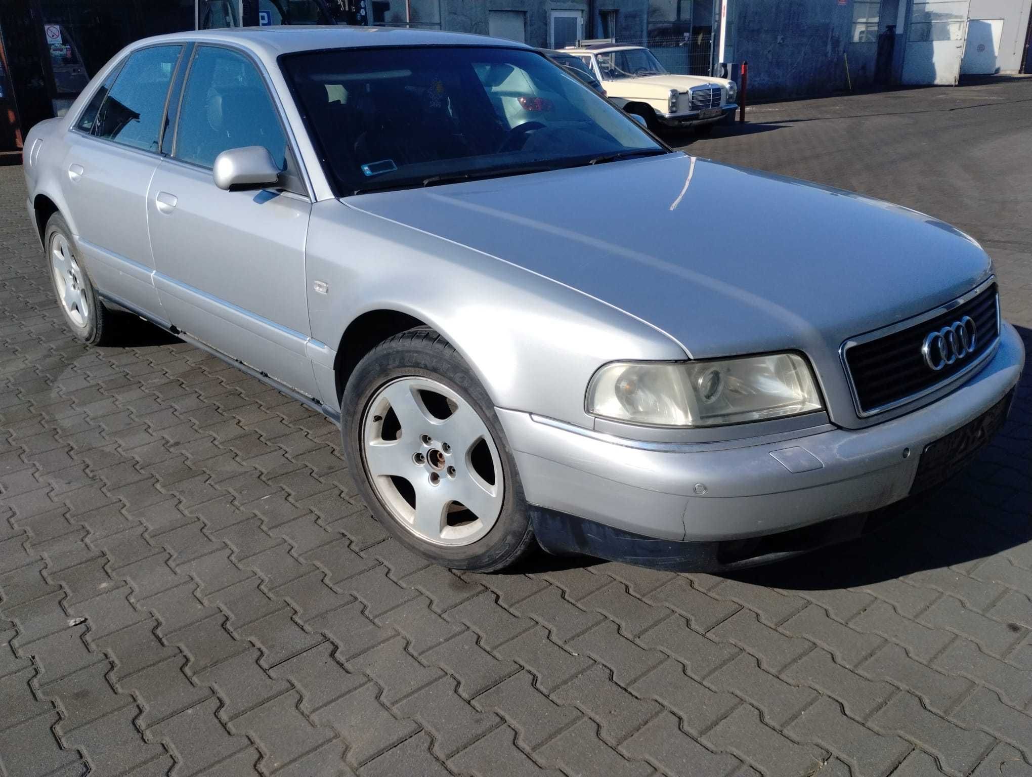 błotnik przód przedni prawy lewy Audi A8 D2 LIFT LY7W, części