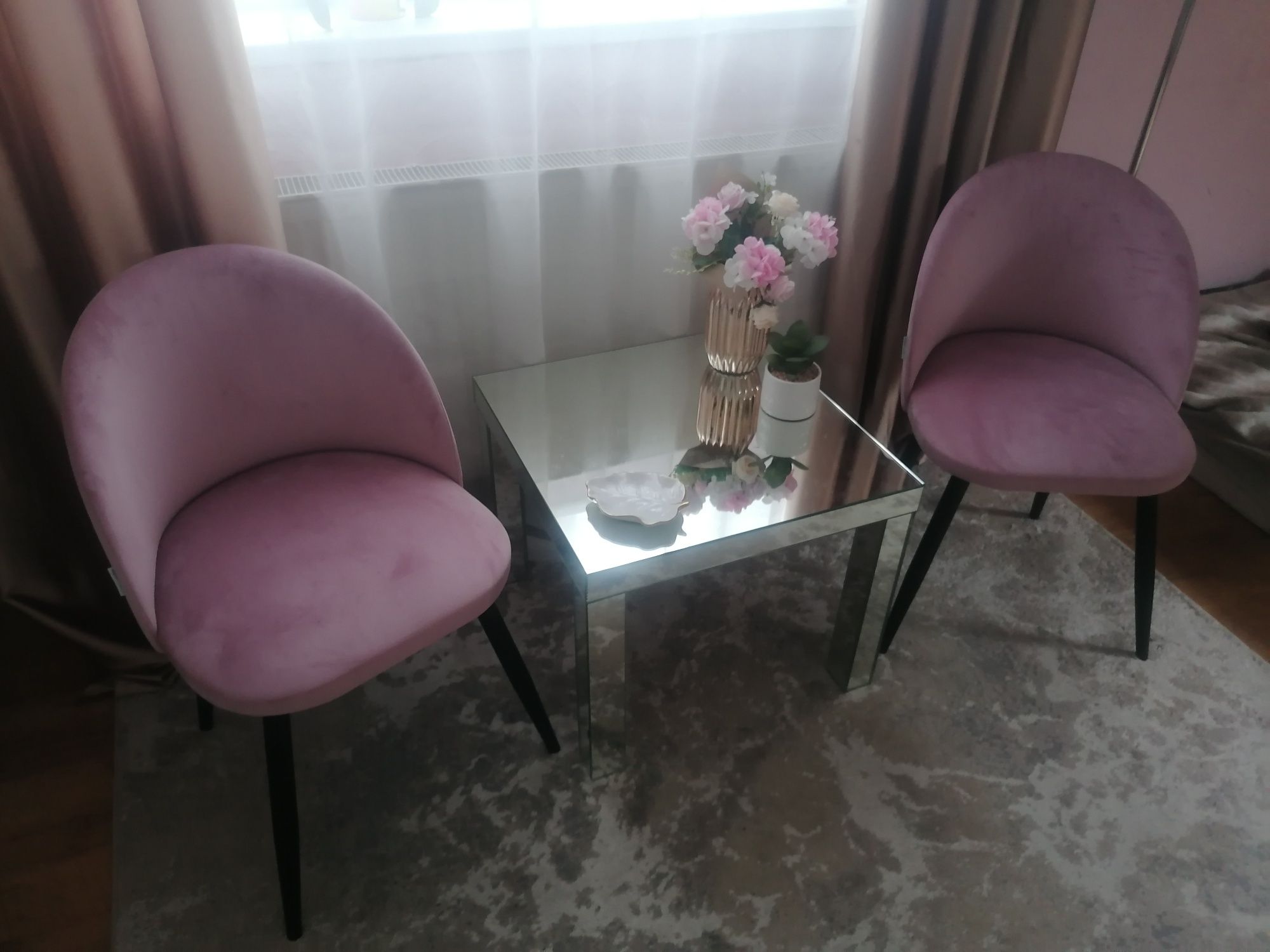 krzesła velvet rose