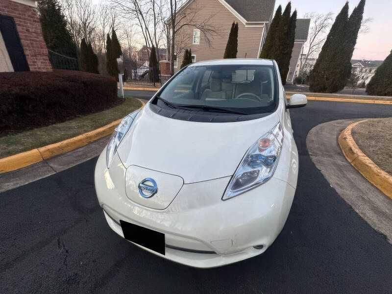 2012 Nissan LEAF SL