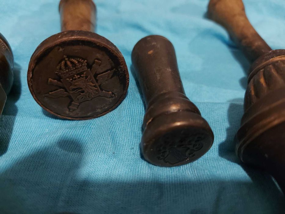 Pieczęcie mosieżne herbowe? 11 sztuk