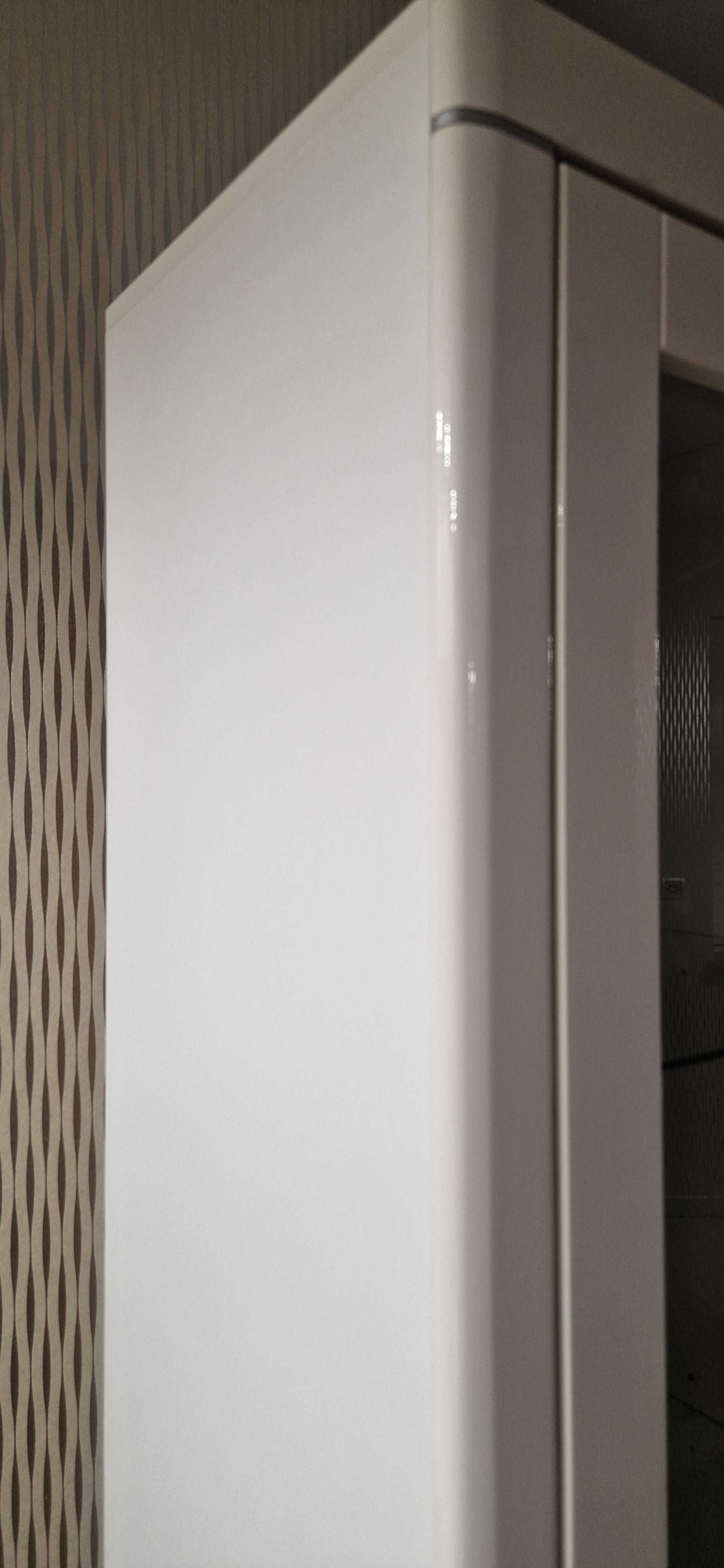 Witryna wąska wysoka na włoski wzór