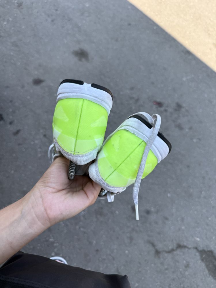 Adidas сороконожки оригинал 44 размер 43 27.5 см копы футбольные бутсы