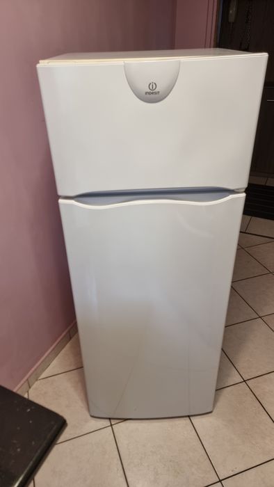 Lodówka Indesit 100% sprawna i zadbana