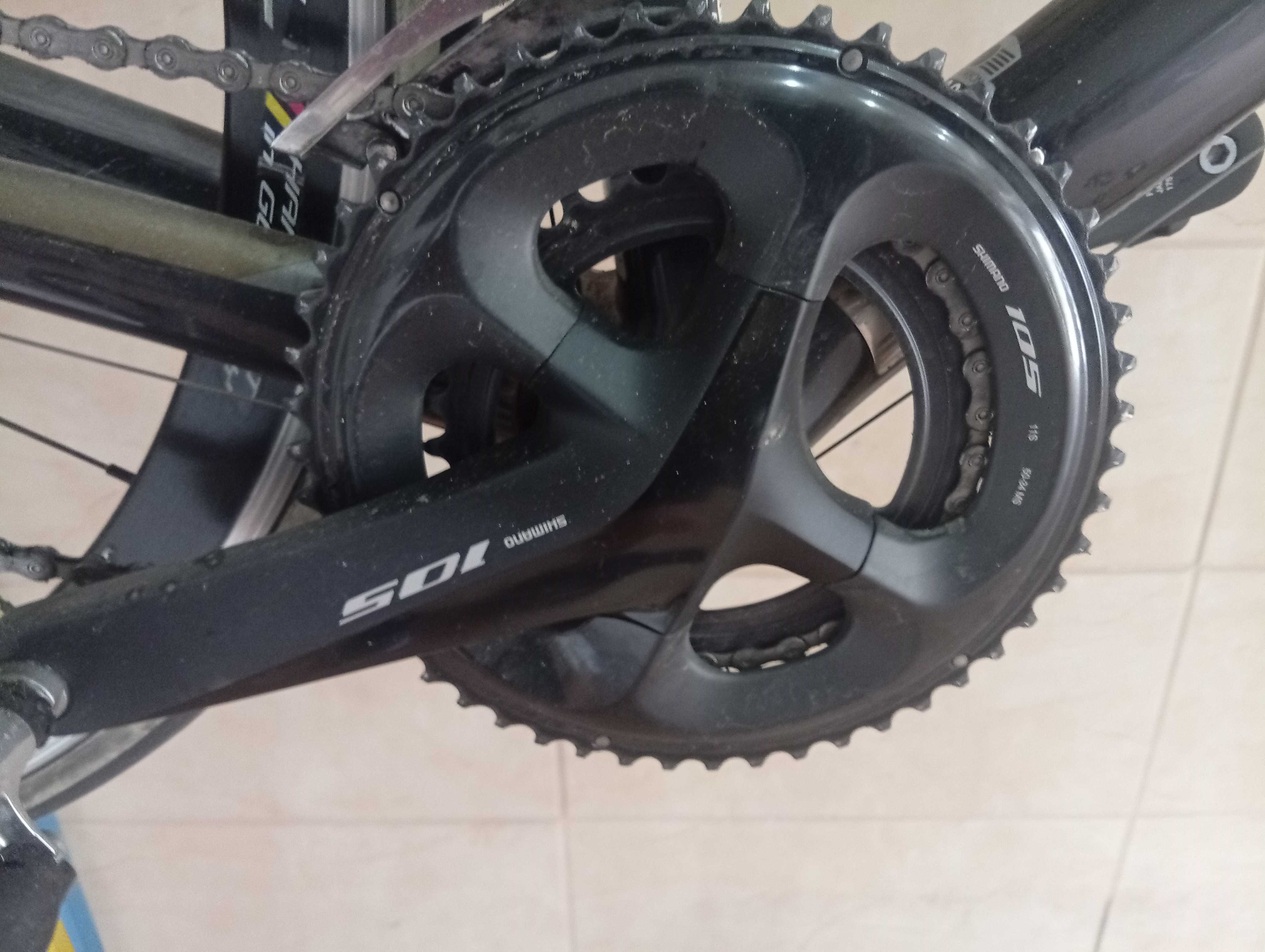 Bike Estrada full carbono como nova