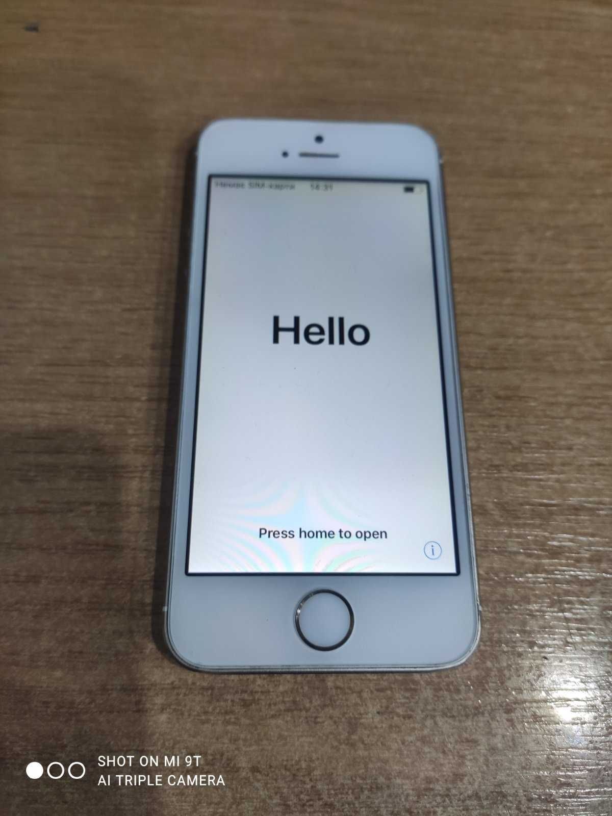 Мобильный телефон Apple iPhone 5S 16GB A1457