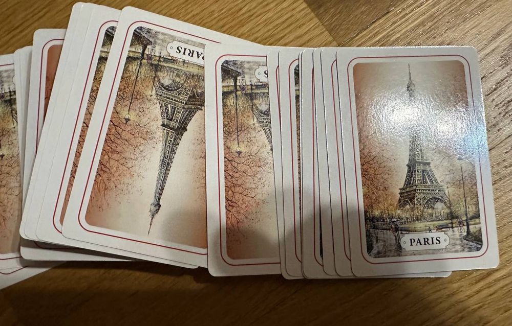 Колекційні карти Paris