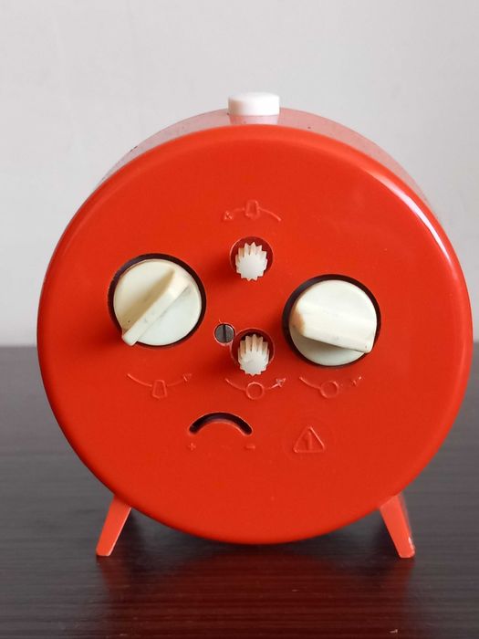 zegar nakręcany z budzikiem RUHLA z byłego DDR-u