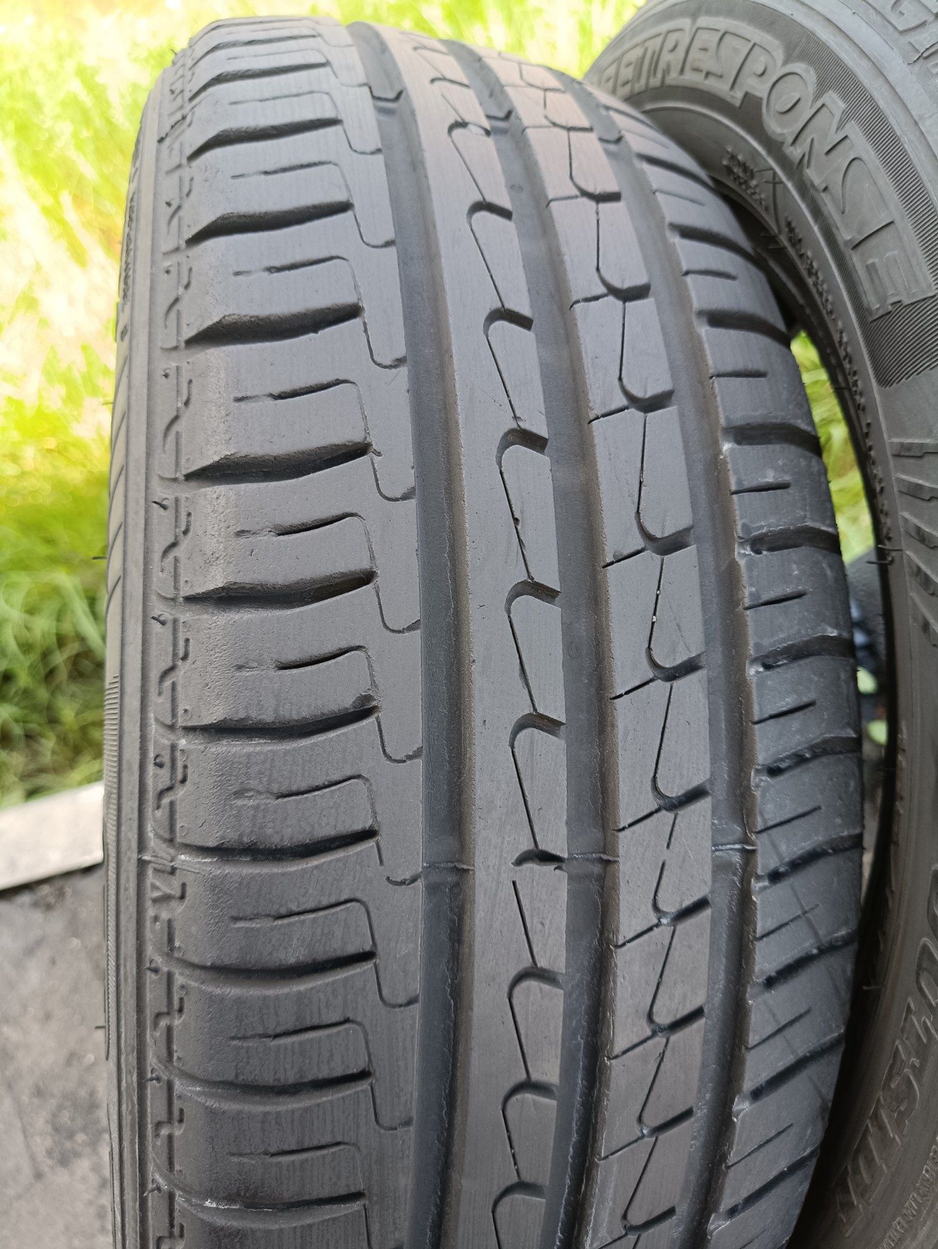 Літні шини Dunlop 185/60 R14 резина Р14