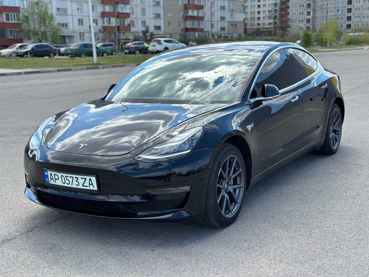 Tesla 3 2020 Рік 65 тис пробіг Обмін/Розстрочка п внесок 6000$