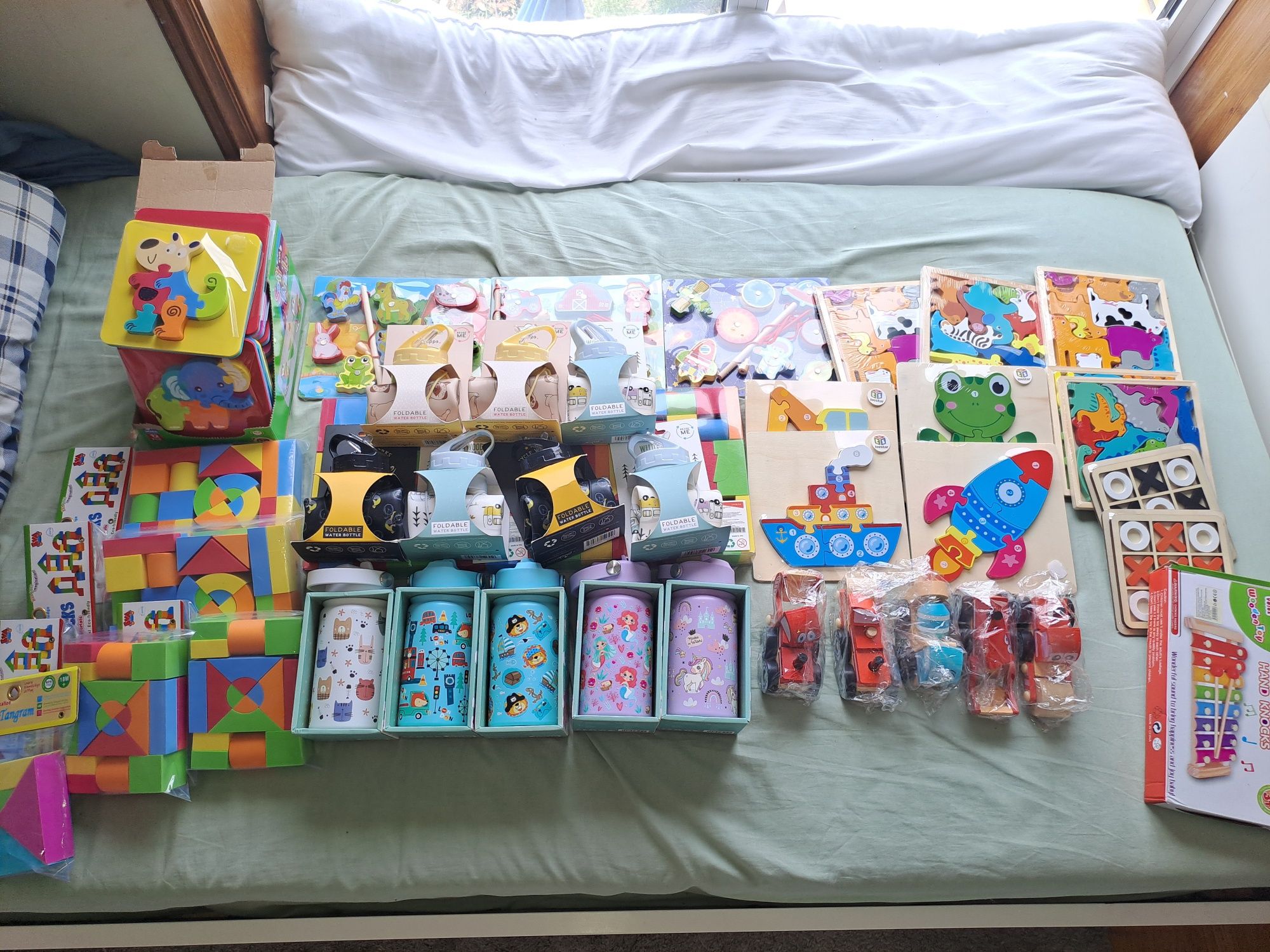 Lote de brinquedos infantis