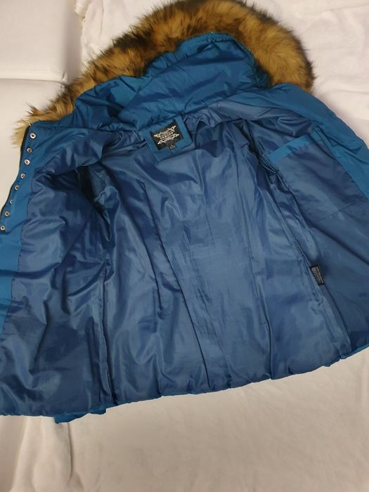 Piękna damska kurtka zimowa z futerkiem, taliowana, rozm S/M