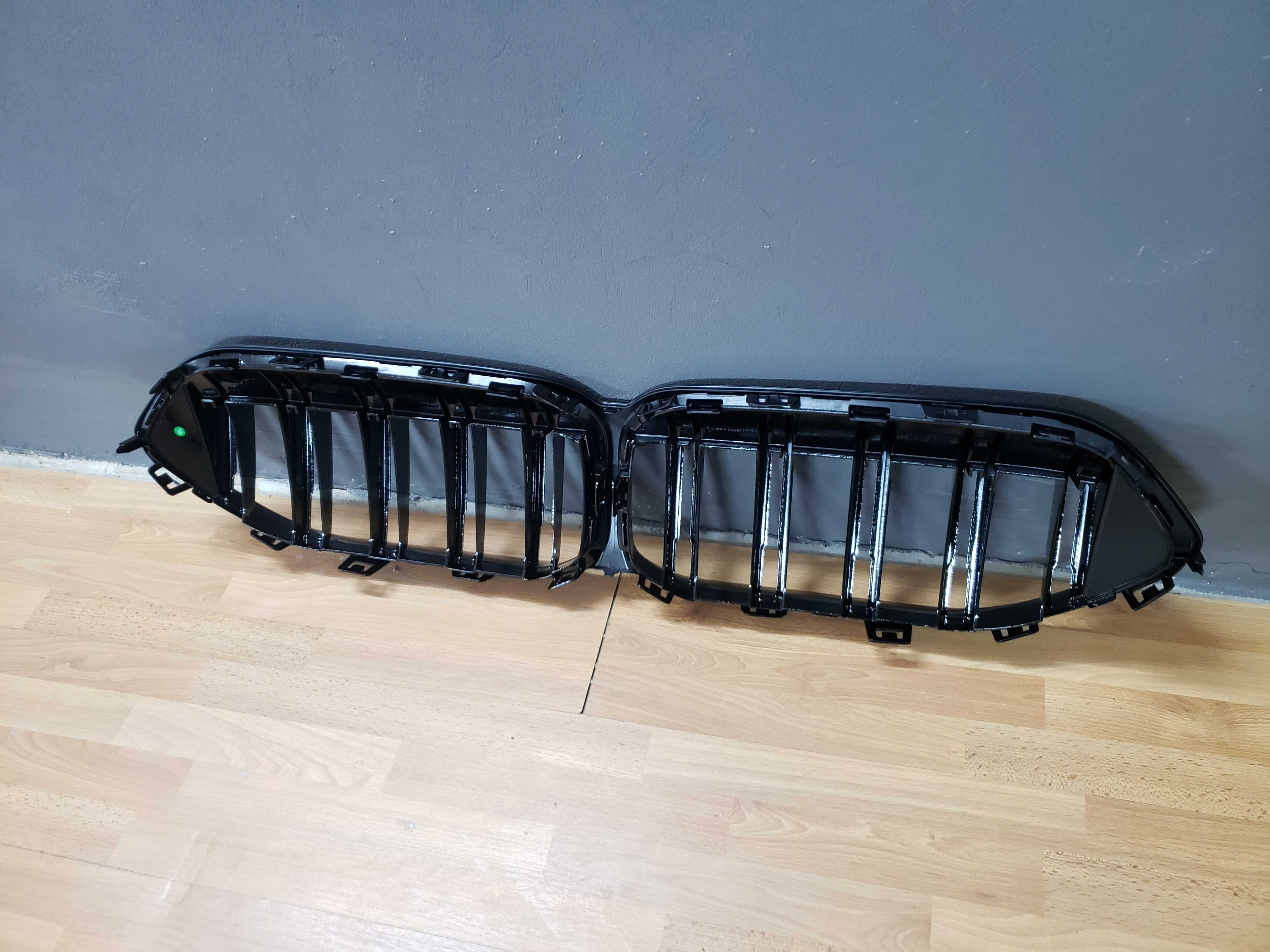 Ноздри Решетка Радиатора на BMW 2 series F44 2020 - 2023 год