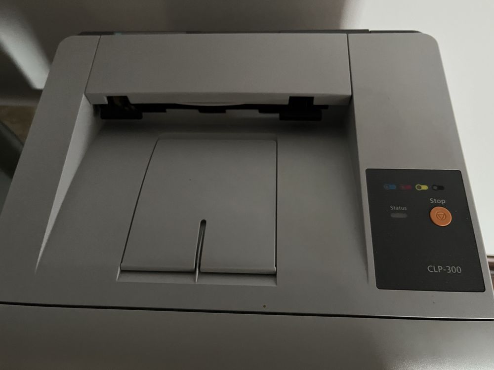 Impressora laser a cores
