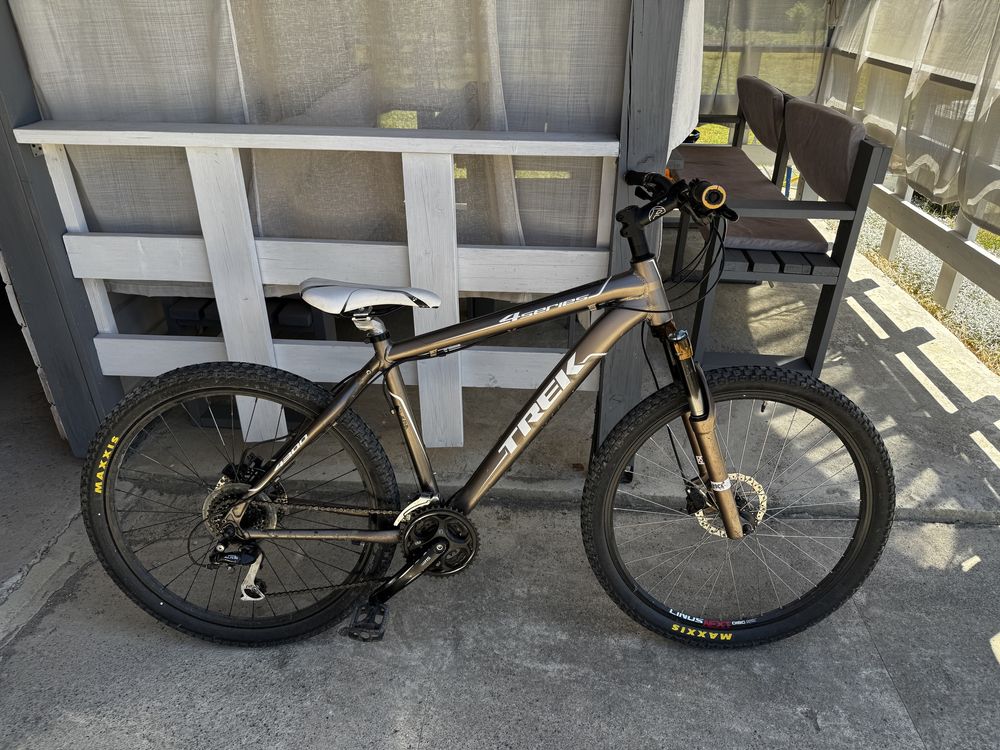 Велосипед Trek 4series