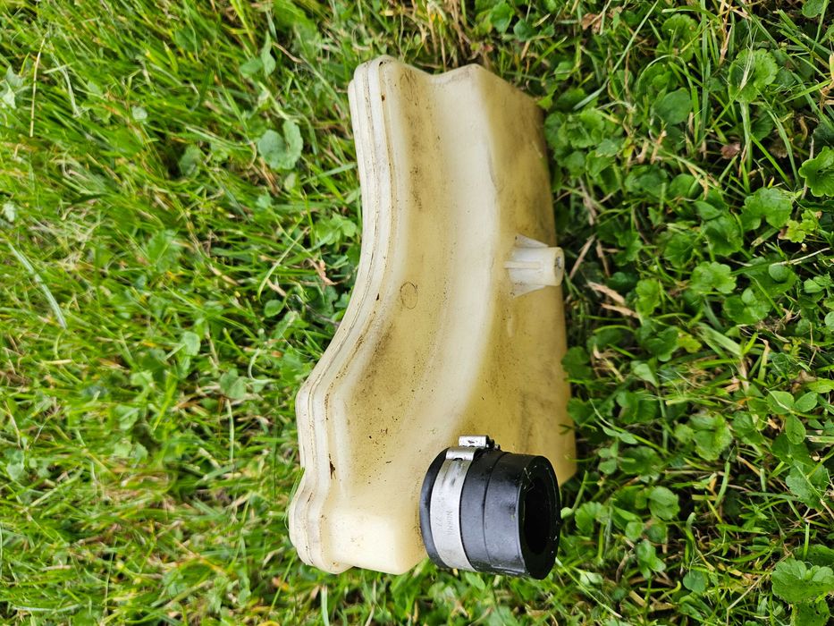 Zbiornik wyrównawczy oleju do przekładni Tuff Torq K46 !!!