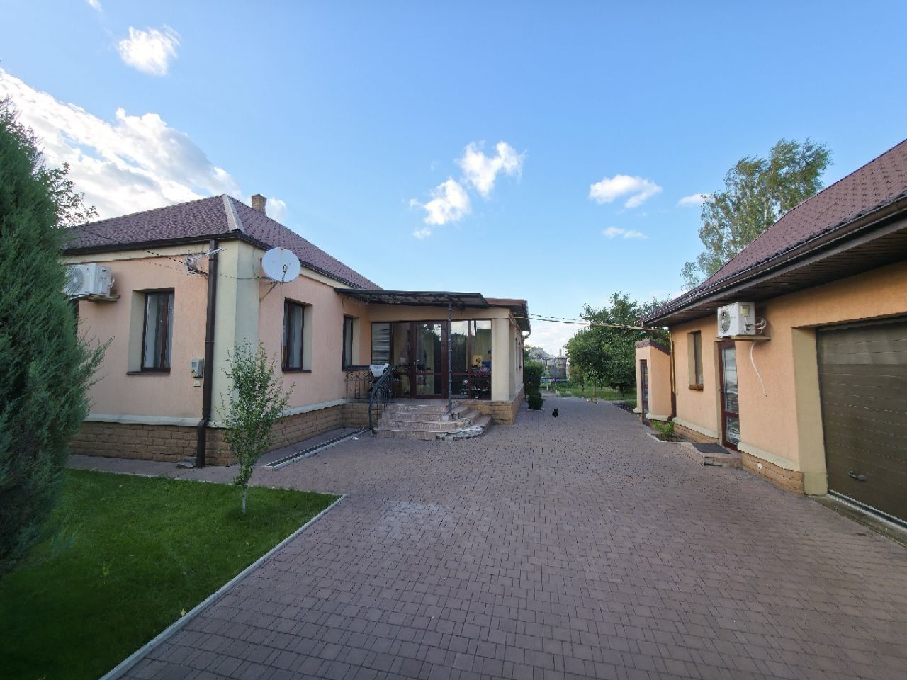 Продажа добротного дома Обуховка,  Коляда