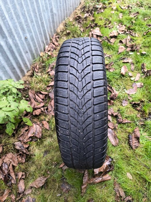 Dunlop Sp Winter Sport 4D 215/70R16 100T