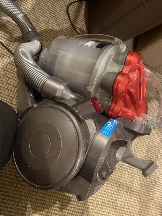 Пылесос Dyson DC 19