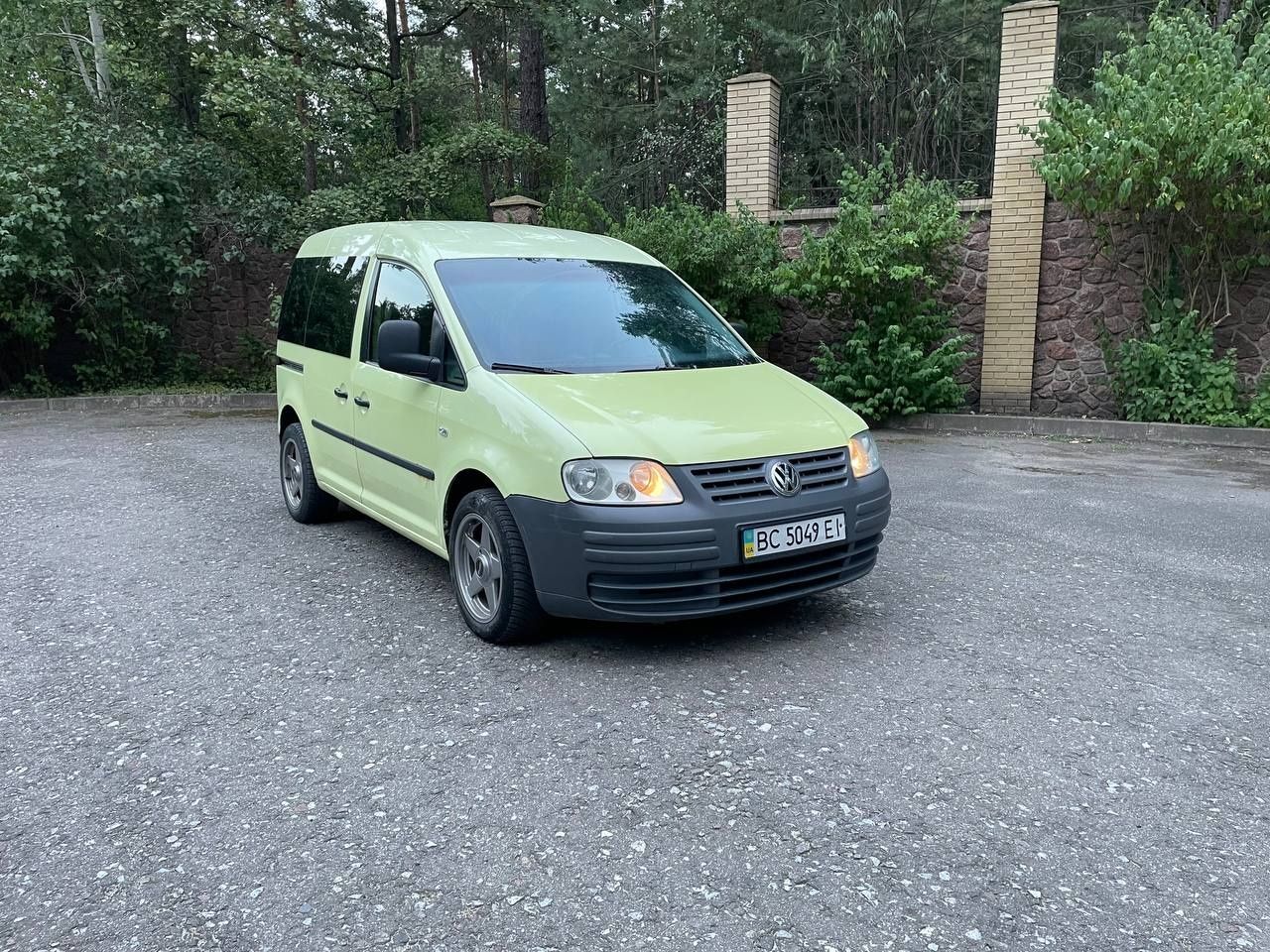 Volkswagen Caddy 2,0  дизель 2005рік