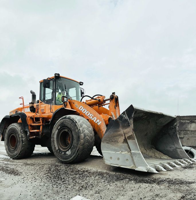 Оренда спецтехніки Ужгород