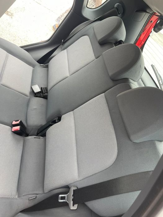 Mitsubishi colt 2005