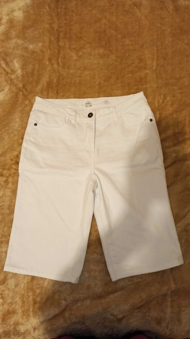 bermudy do kolan Gina Benotti r.40 biały jeans