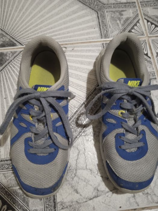 Кросівки  cітчасті Nike