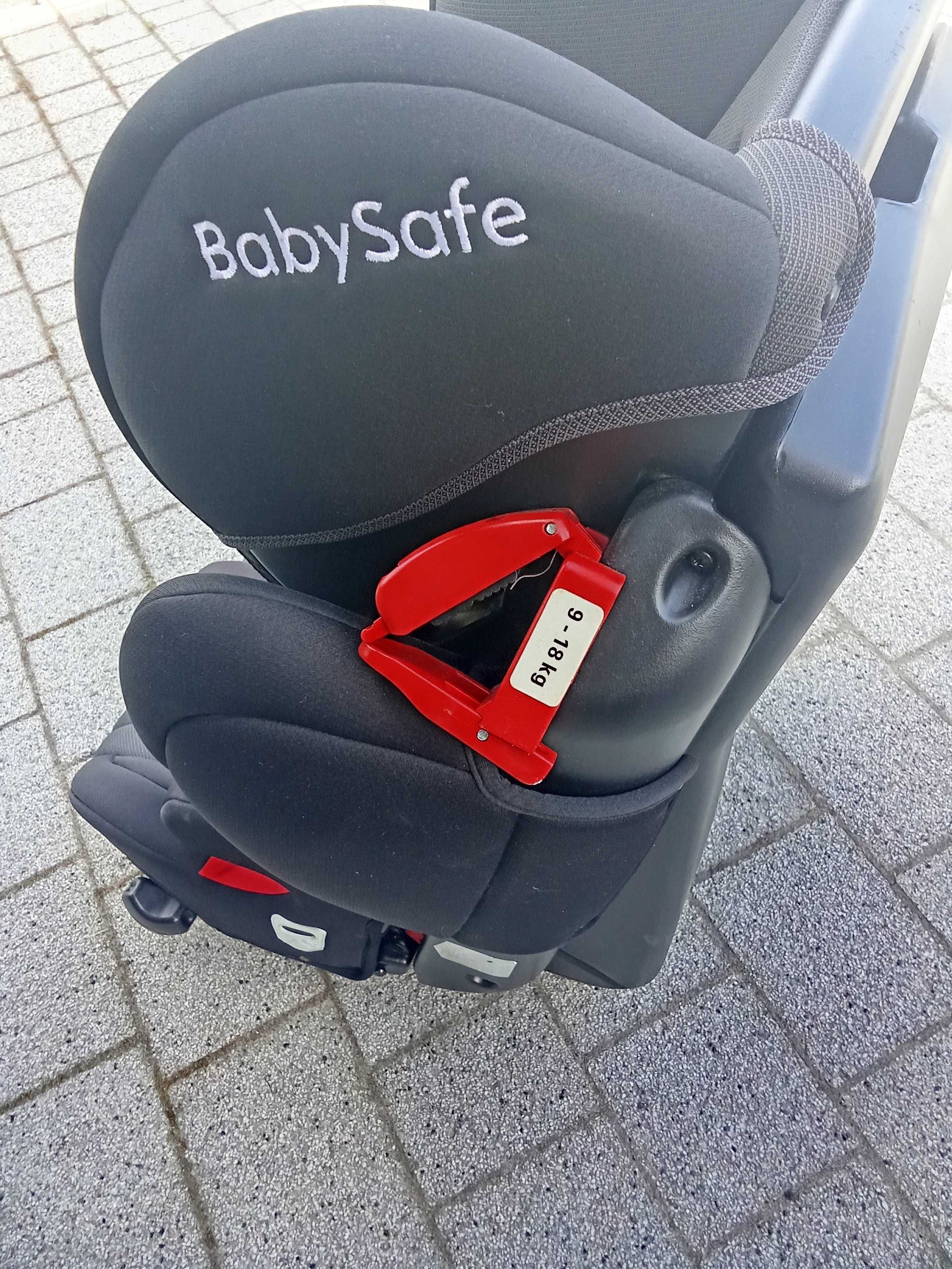 Fotelik samochodowy marki BabySafe Collie bardzo dobry stan