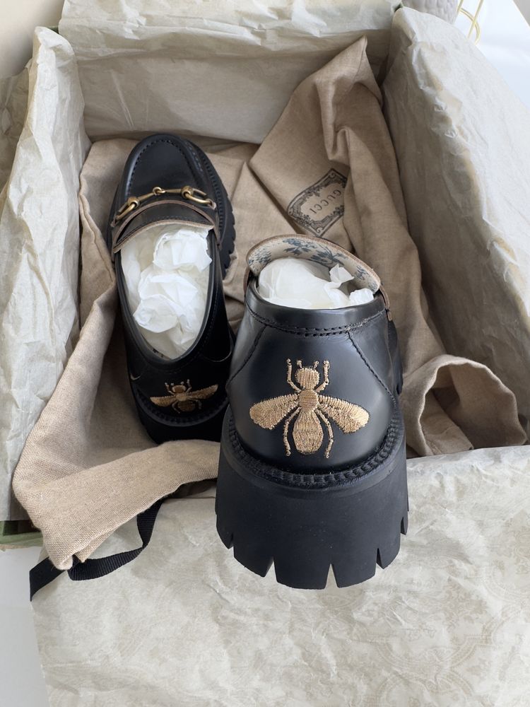 Продам шкіряні лофери GUCCI!