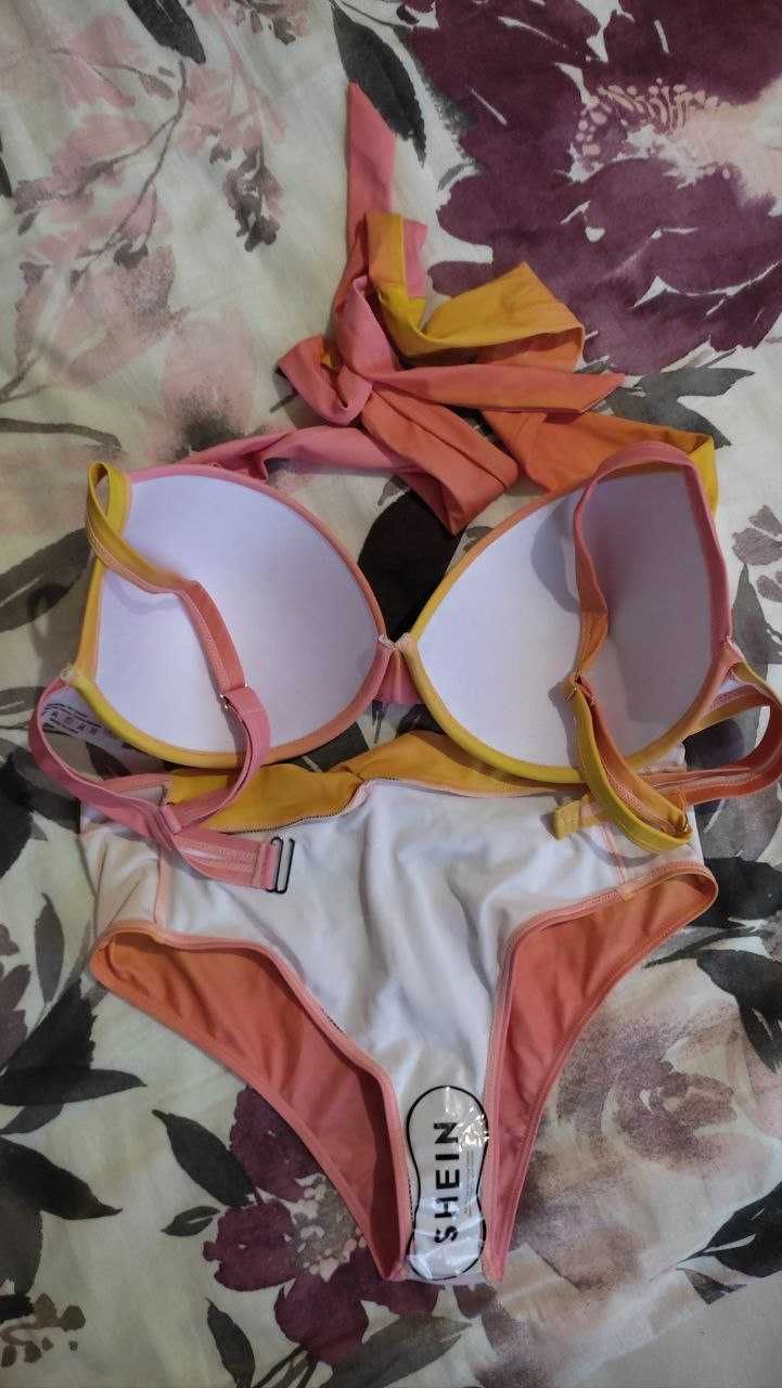 Фирменный купальник Shein на пышную грудь M-L