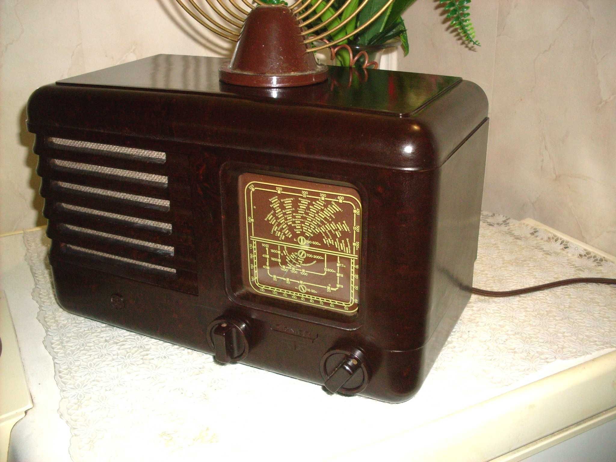 Piękne radio PIONIER z 1953 roku.