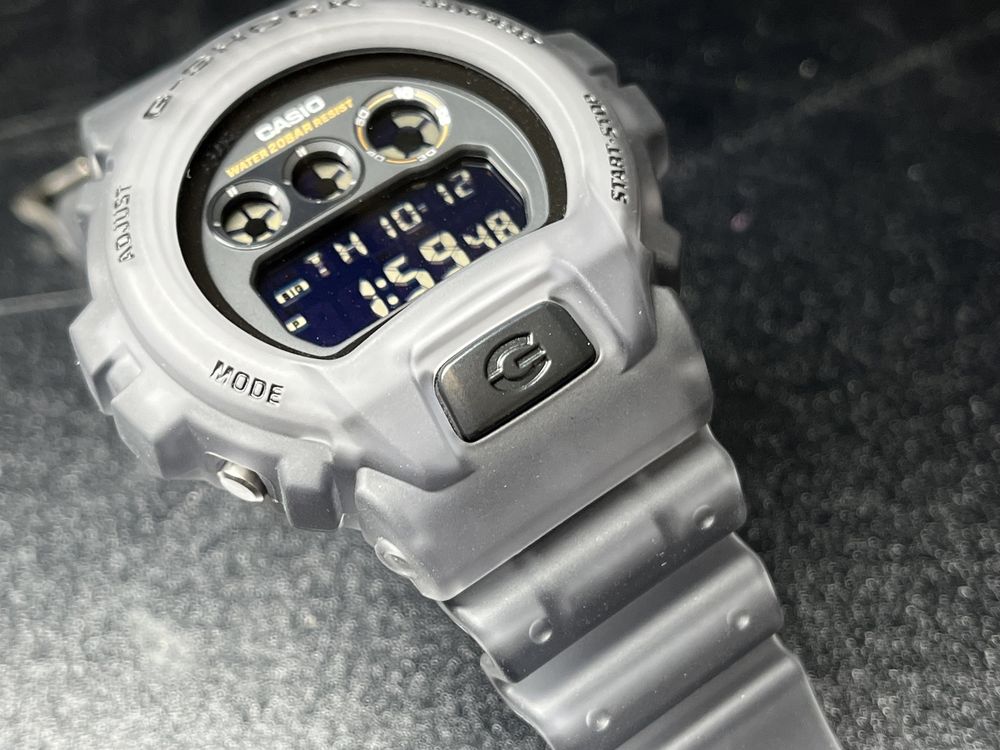 Casio G-SHOCK DW-6900 mod