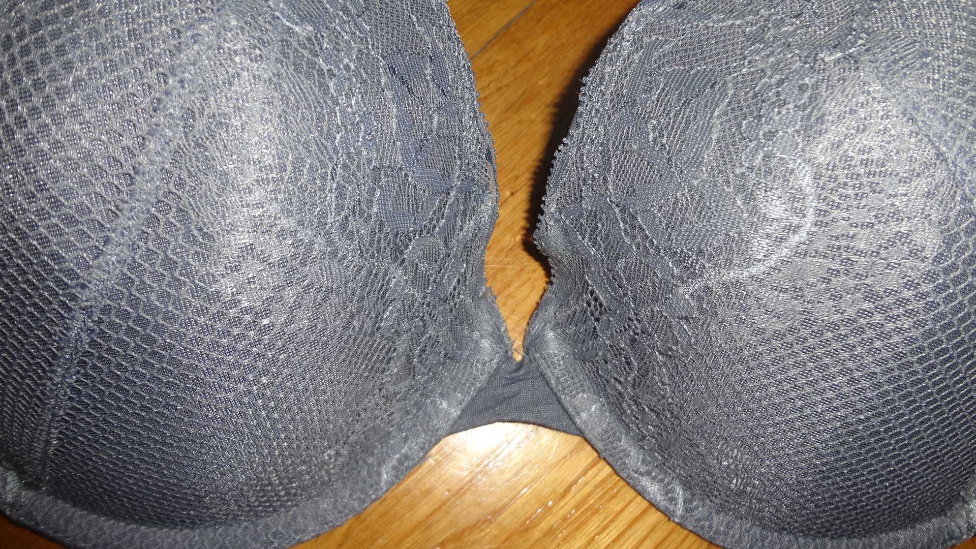 Biustonosz Calvin Klein 85D, push up, logowany