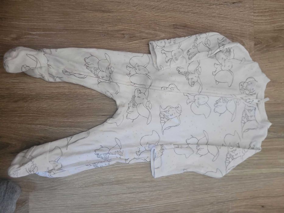 Pajacyk disney baby r. 68 zapinany na zamek