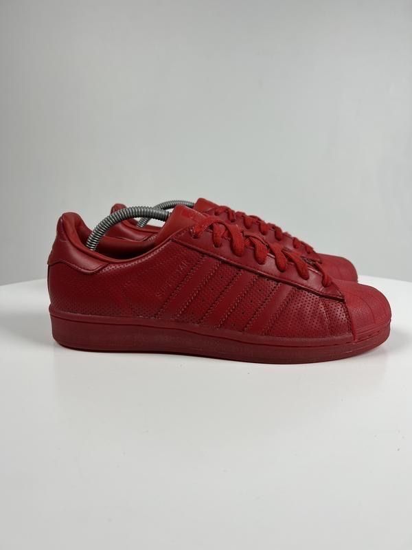 Оригінальні шкіряні кеди adidas superstar