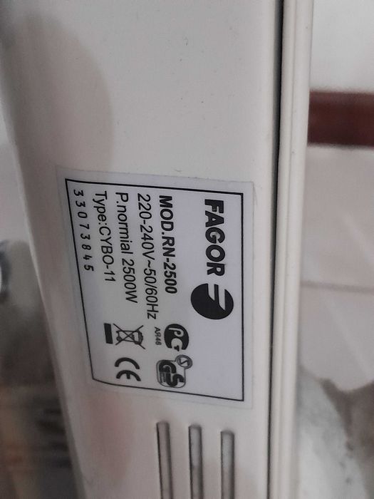 Aquecedor a óleo como novo