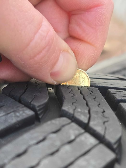 Opony Zimowe Michelin Alpin 6 195/65 R15
Tylko Po Dwóch Sezonach .