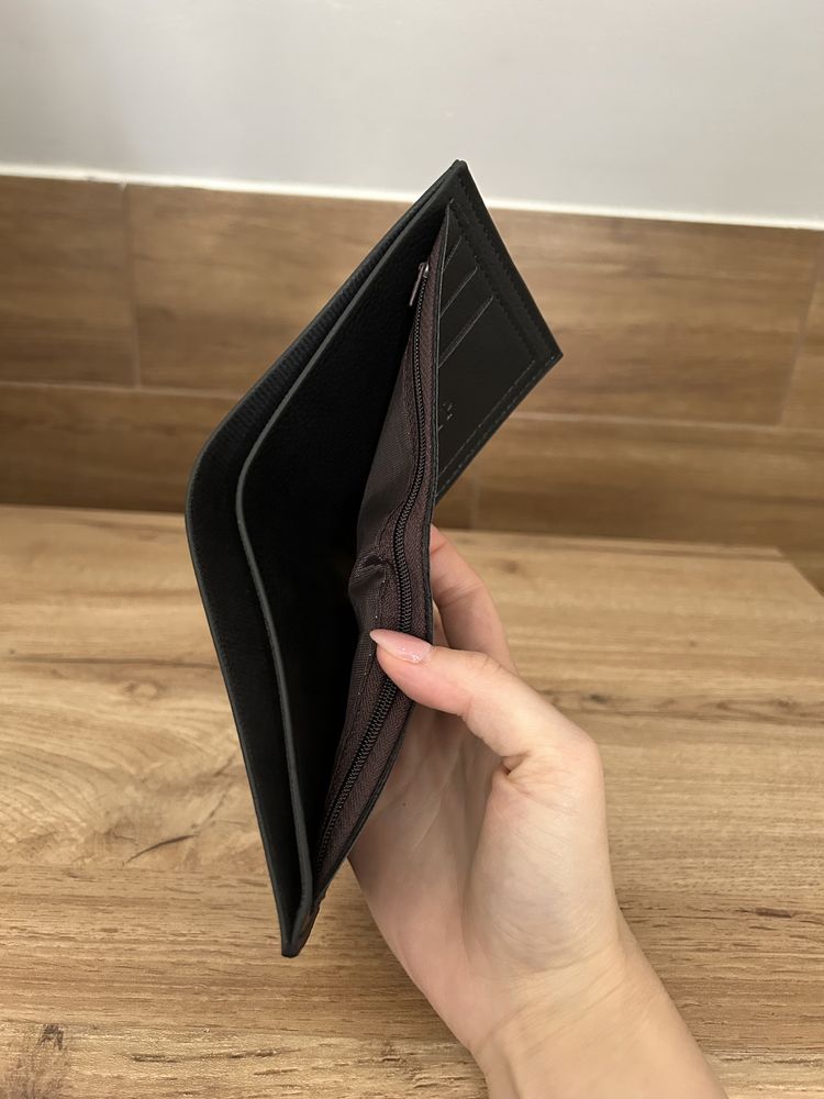 Czarny portfel męski nowy