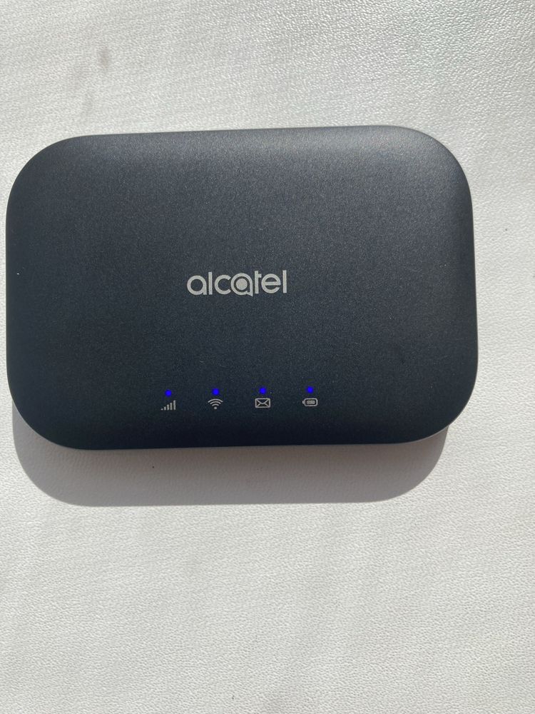 Alcatel MW70VK 4G роутер з WiFi і акумулятором