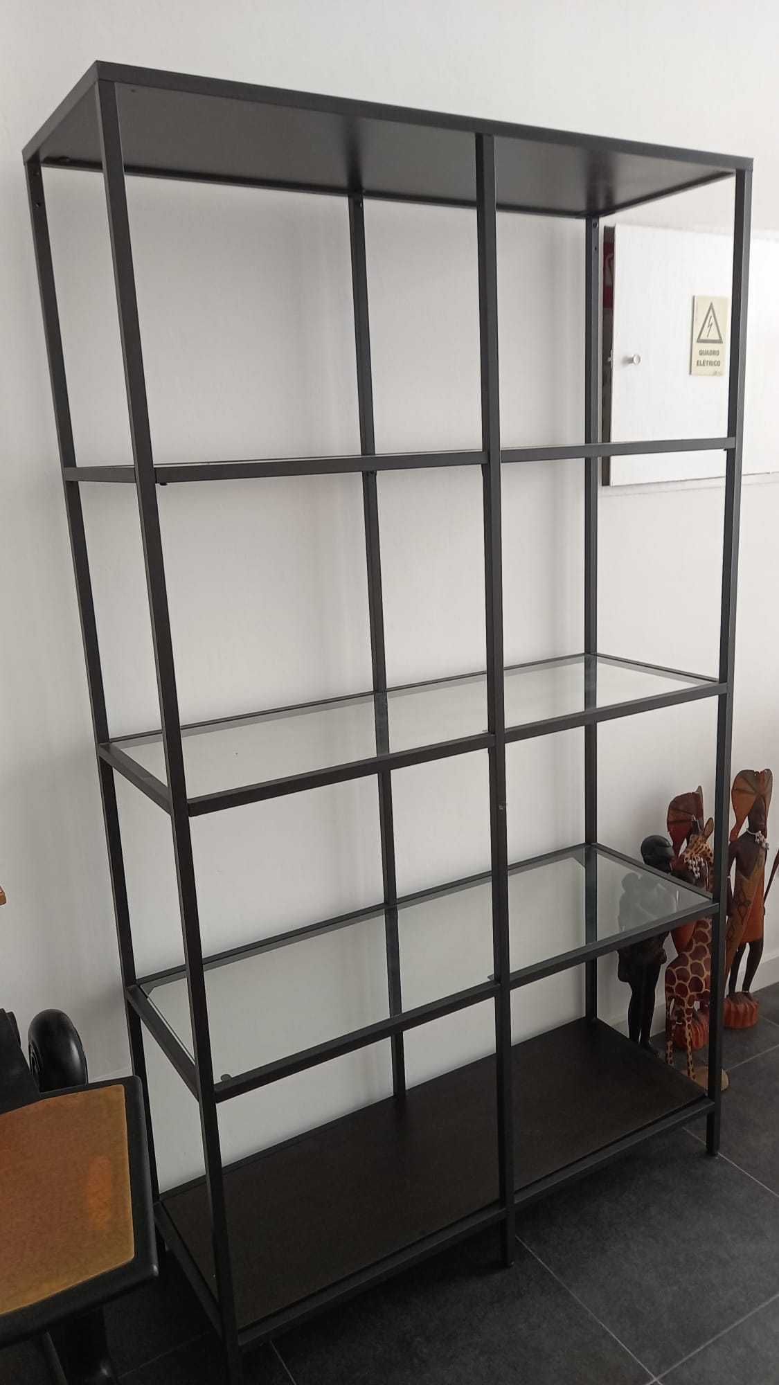 Estante metal e vidro IKEA