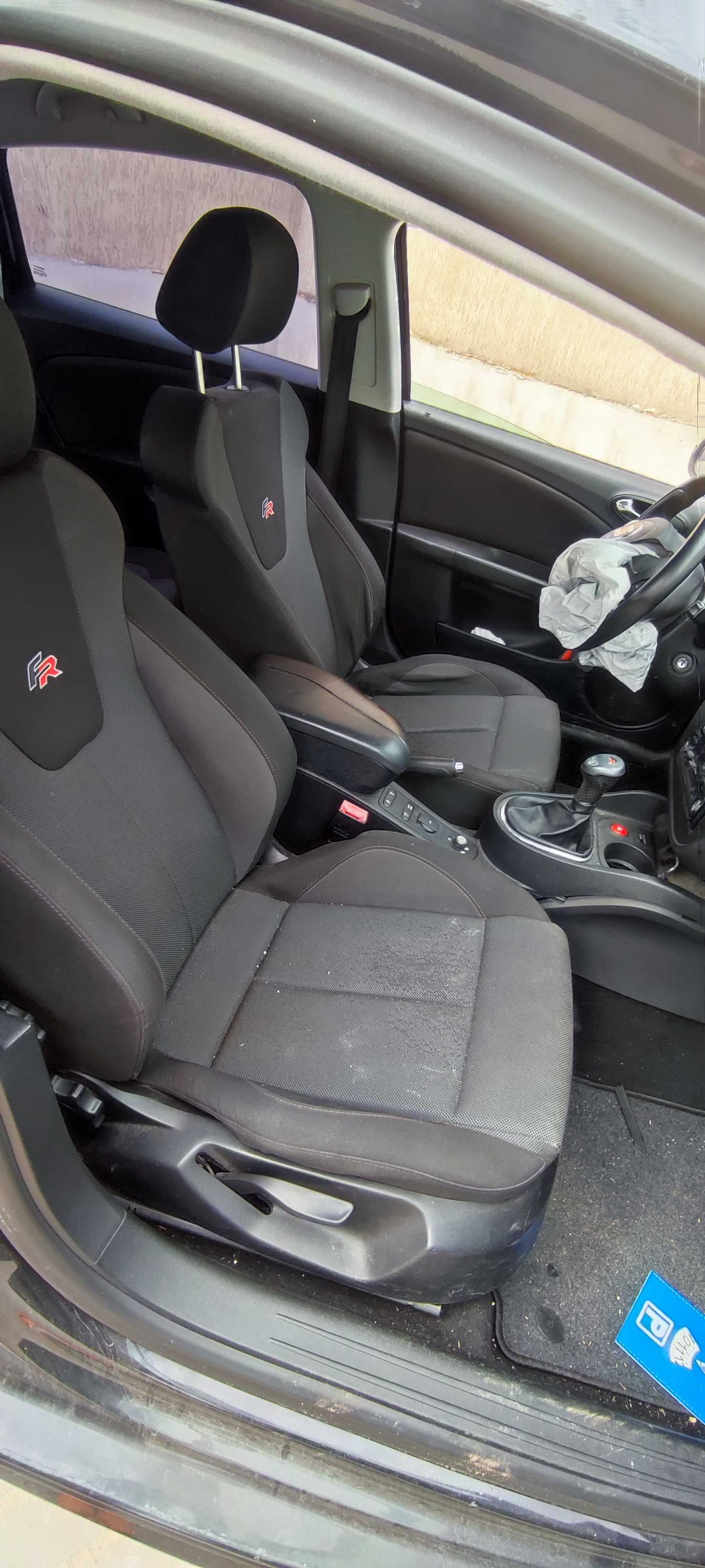 Seat Leon FR 2.0tfsi uszkodzony (nie gti s3 cupra)