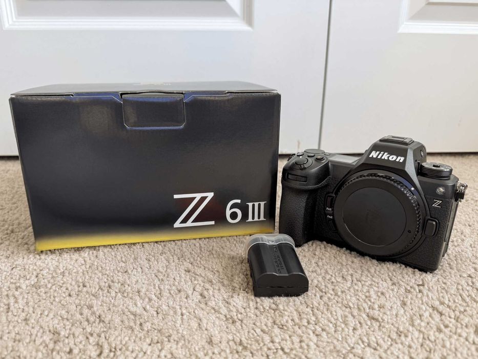 Nikon Z6III ` Przebieg 2852 ` Super stan ` Gwarancja ` Nowe akcesoria