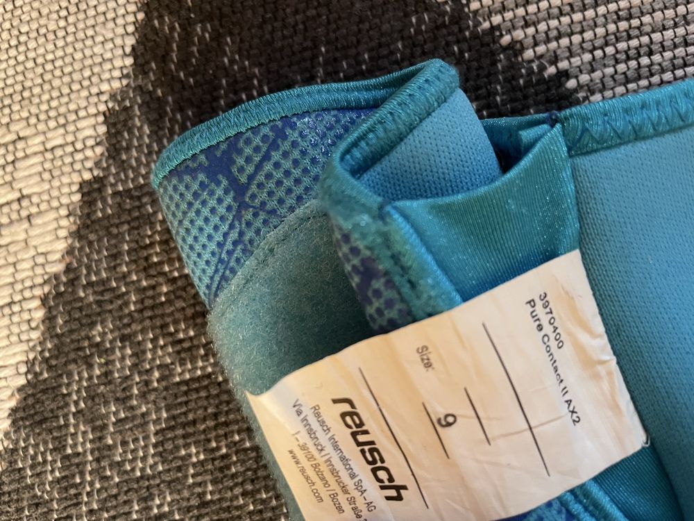 Reusch pure contact II ax2