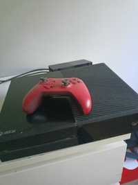 Xbox one 500Gb z padem