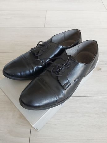 Półbuty buty eleganckie kornecki 36
