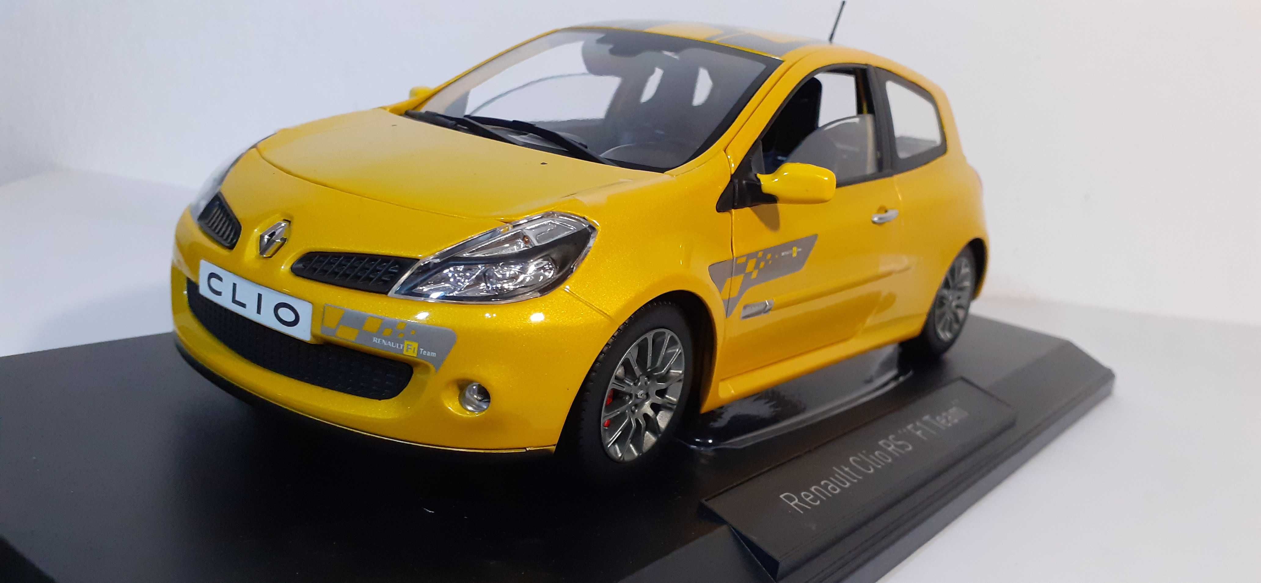 1/18 Renault Clio RS F1 Team - Norev