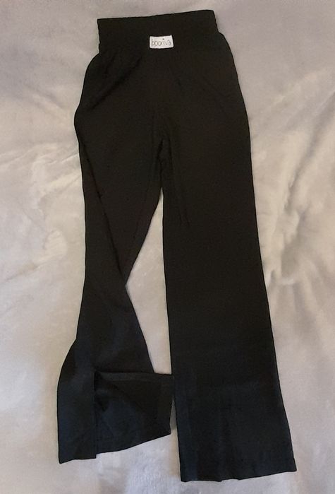 Жіночі штани українського бренду booriva