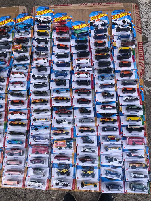 Hot Weels z usa  12 sztuk Nowe