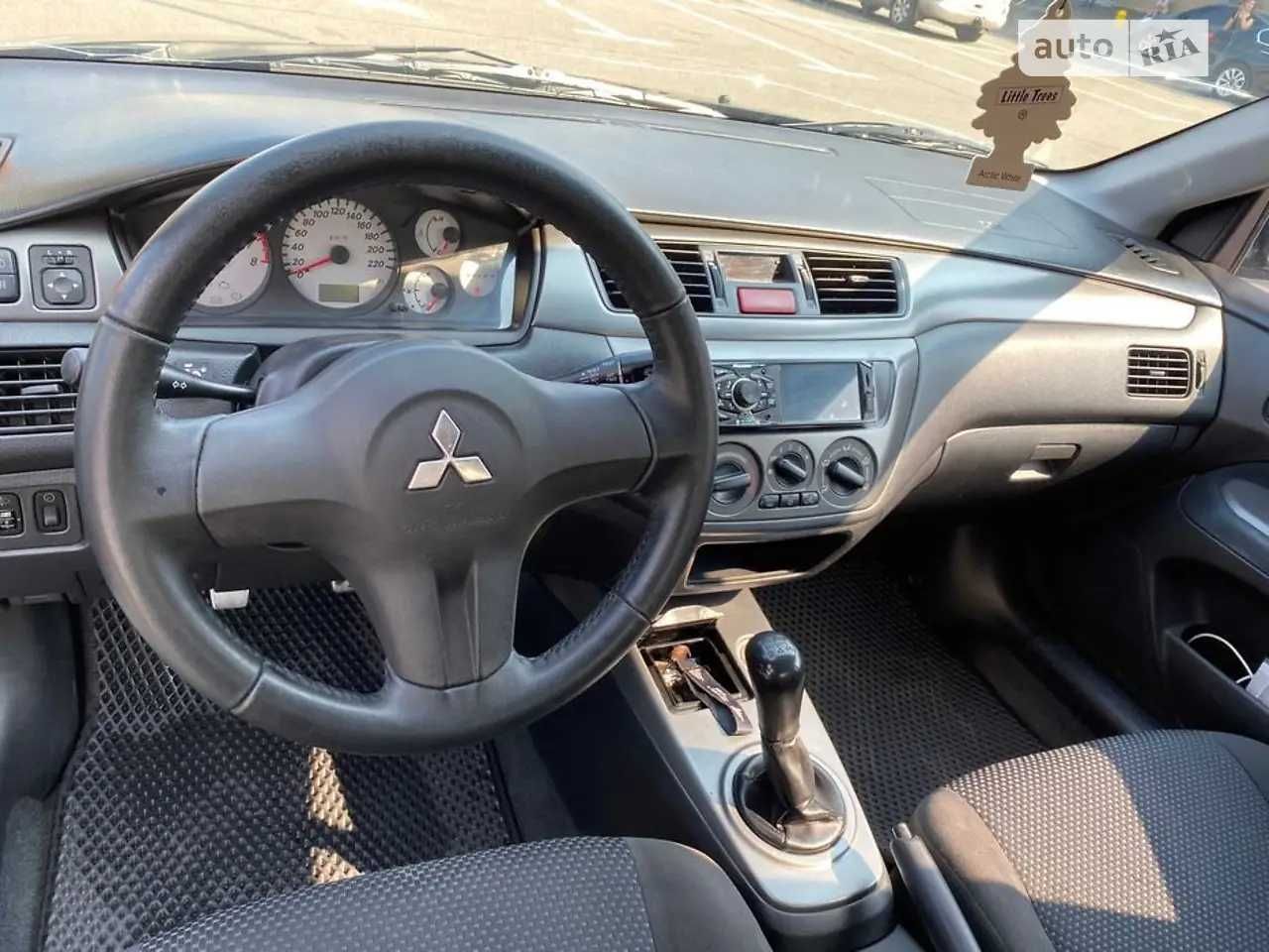 Продам Mitsubishi lancer 9 1,6 об'єм